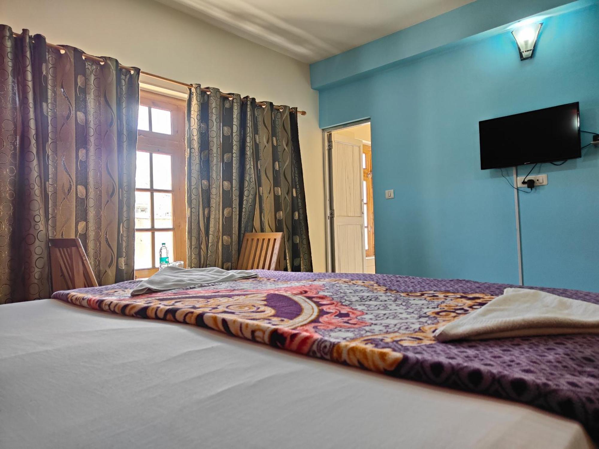 Tsaskan Hotel Leh Zewnętrze zdjęcie